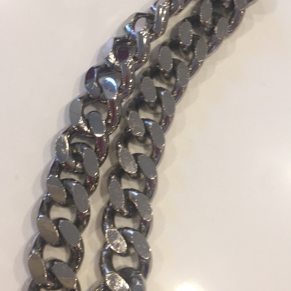 SOLD ✅ Valentino Leather Hobo Silver Chain Straps - Picture 6 of 14